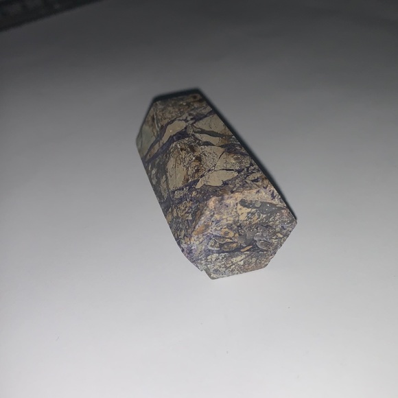 Mini Stone Obelisk Crystal Tower - Picture 5 of 6